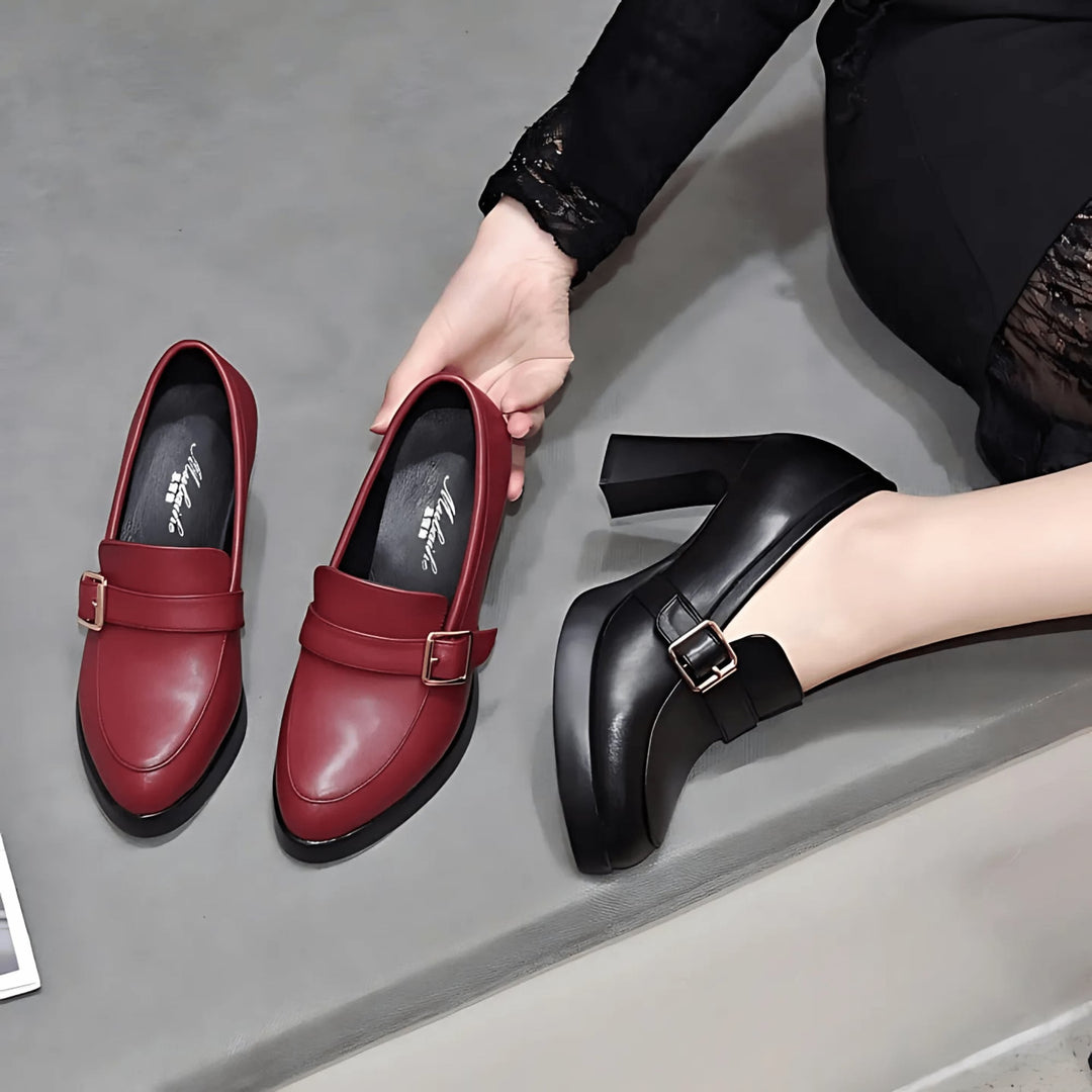 Anita elegant orthopedic pump insole detail showing cushioned arch support