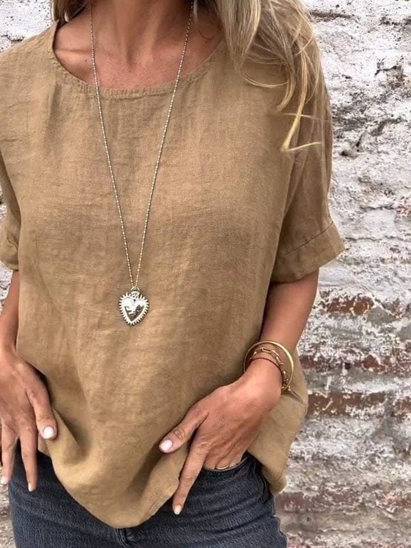 Side view of the Annette relaxed top highlighting its breathable, naturally flattering fit and relaxed cut