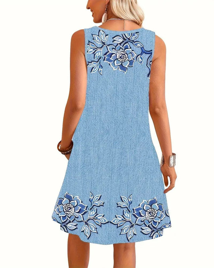 Model wearing size S Arianna sleeveless dress showing fit through the bust