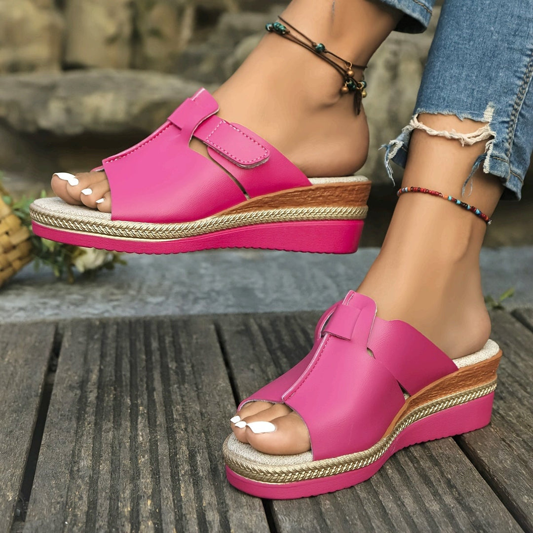 Aster women's sandals in green with cushioned insole and structured straps, side view