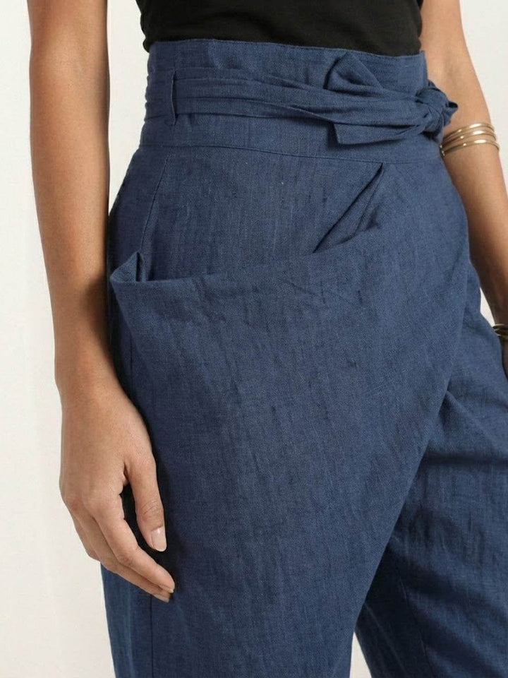 Back view of navy blue high waist cropped pants