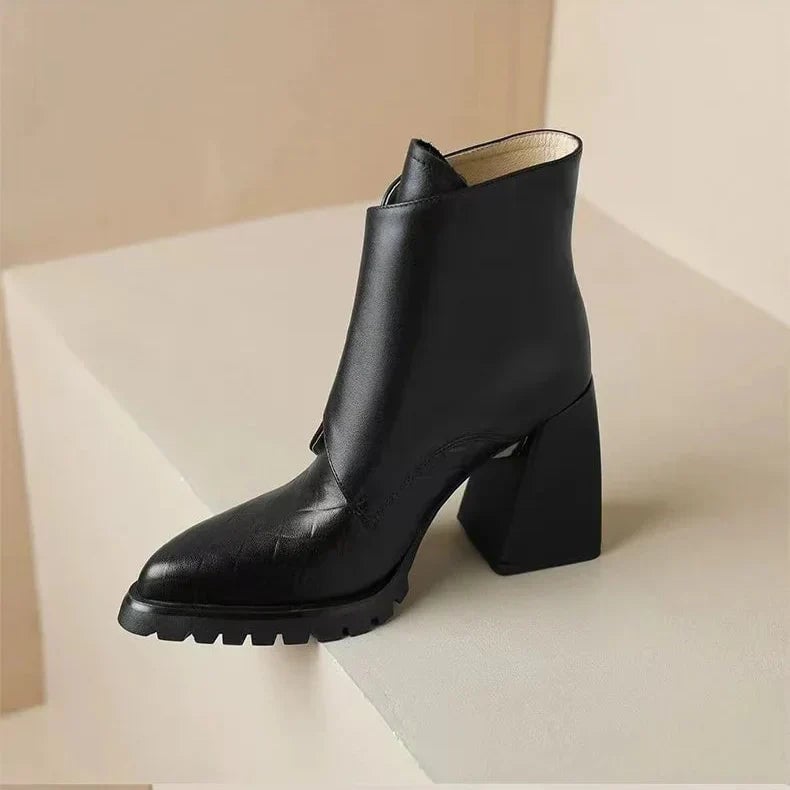 Florimay Aziel boots in khaki shown from a three-quarter angle