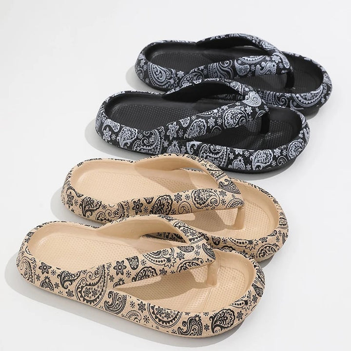 Brooke sandal in Black Leopard print, side view on neutral background