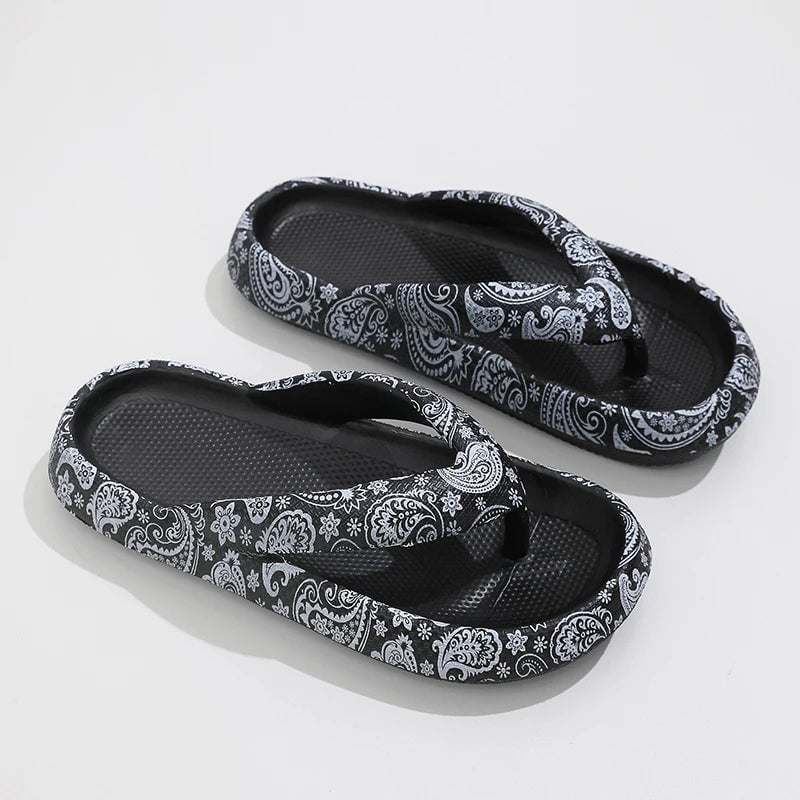 Brooke sandal in Black Abstract pattern, angled side view