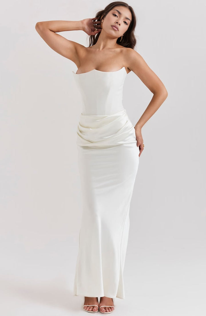 Back view of the Camellia dress in Red showing the tailored fit