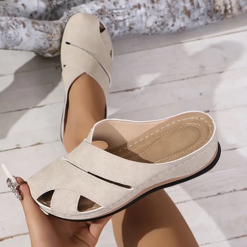 Campbell women's sandals in blue displayed flat, top-down view showing rounded toe