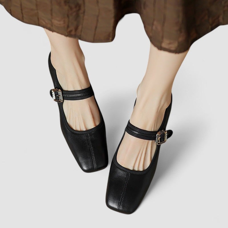 Cara orthopedic Mary Jane shoes in black with elegant ankle strap, side view