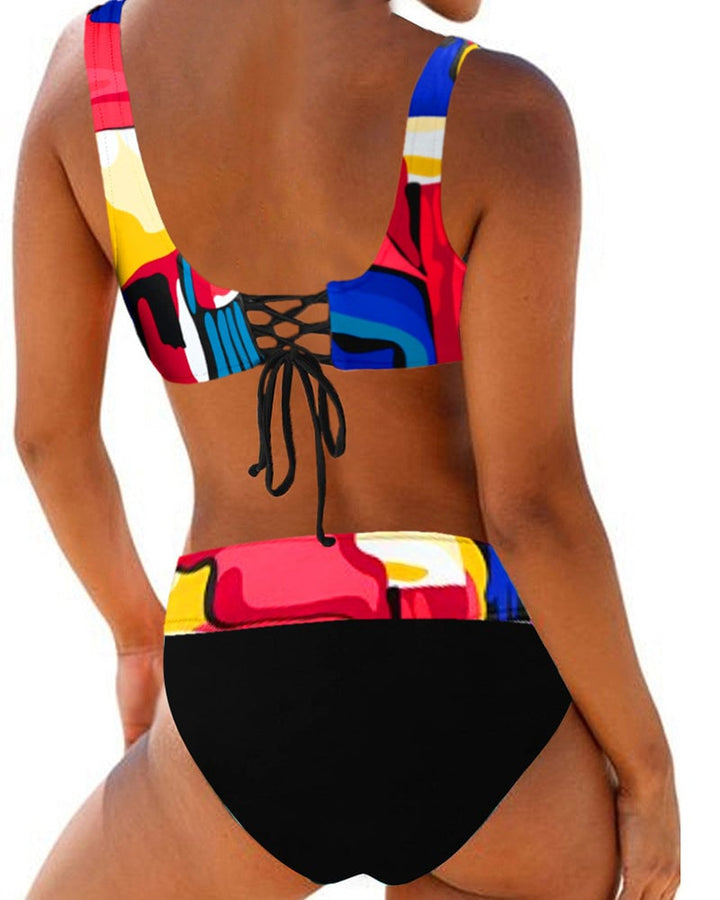 Side profile of the Cordelia bikini set in black highlighting the flattering cut