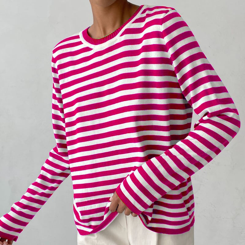 Woman wearing the Dana striped T-shirt in brown, showing the relaxed silhouette and flattering fit
