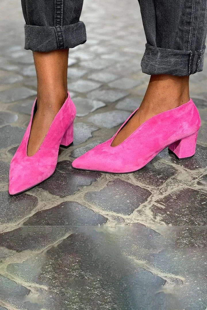 Daphne block heel pumps in fuchsia shown at an angle highlighting the cushioned interior and block heel