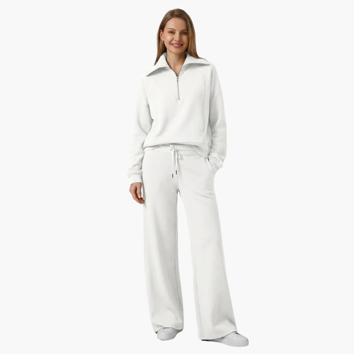 Women's half zip wide leg lounge set in green close-up of half-zip detail