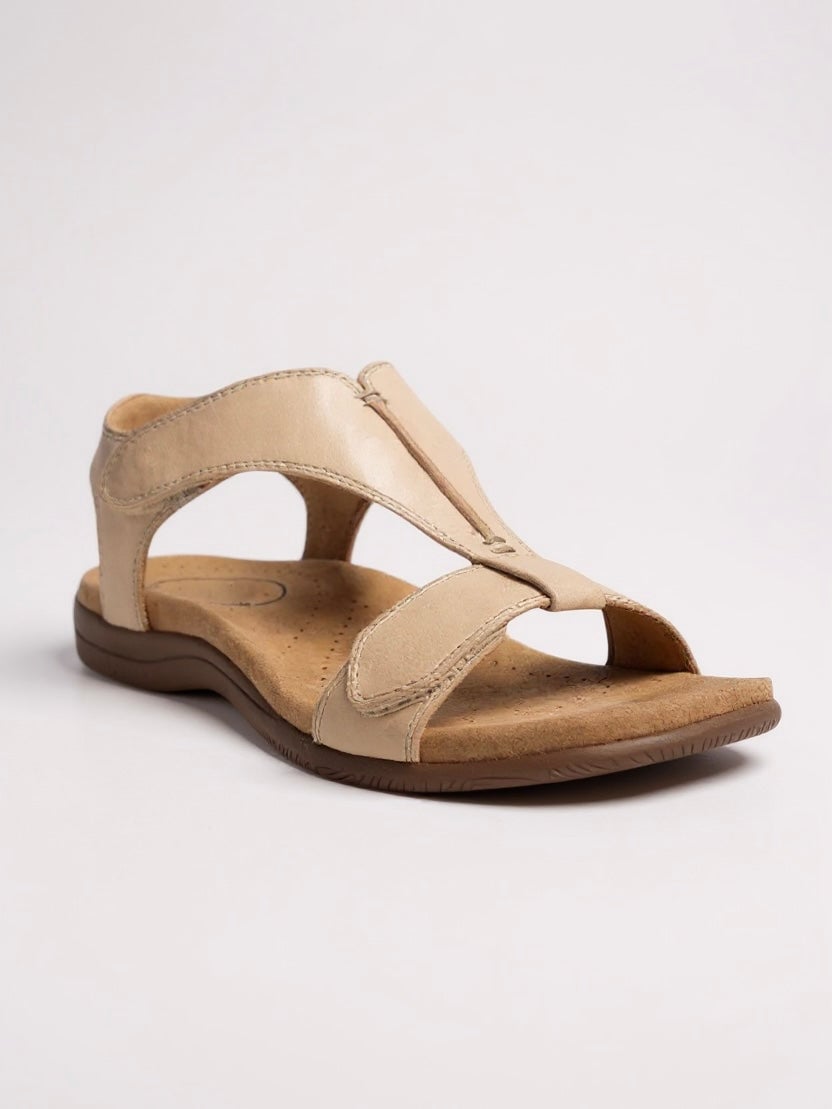 Dove flat sandal in Watermelon Red colorway on a clean white background