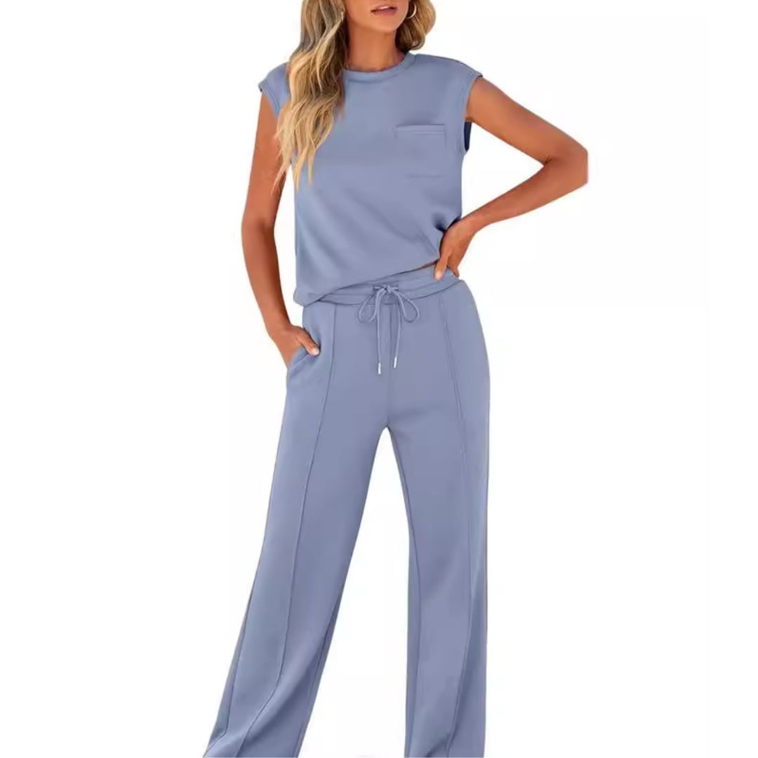 Front view of the lounge set showing the relaxed drape and comfortable figure-flattering silhouette