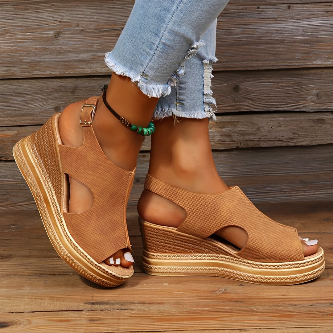 Emerson women's orthopedic sandals in Beige styled with casual cropped pants for an everyday look