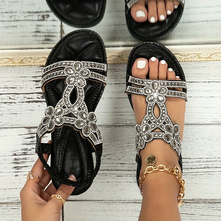 Faye women's boho sandal in black with supportive contoured sole