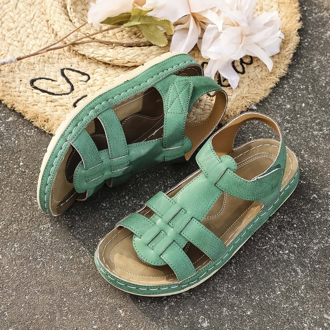 Foxglove women's sandals in brown, front three-quarter view