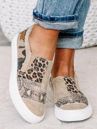 Close-up of the ergonomic sole and arch support detail on the Frances slip-on shoes