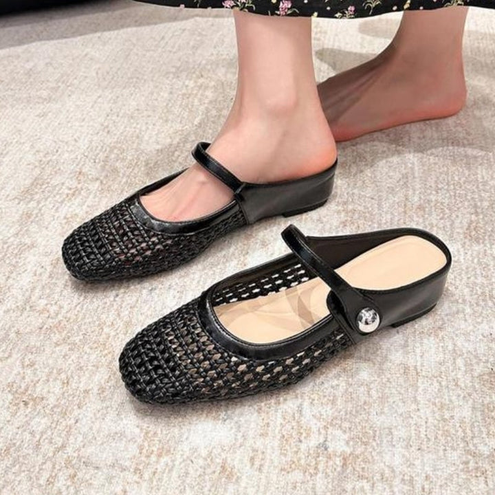 Goldie woven Mary Jane mule flat in gold, heel and sole view