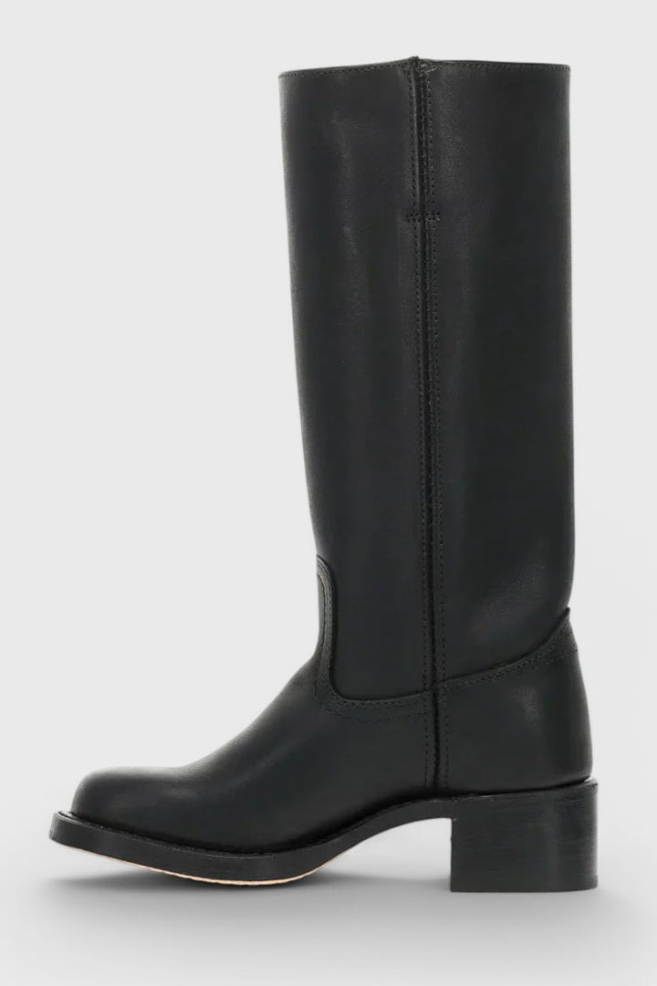 Grace boots in light brown shown with the size chart reference for US sizing