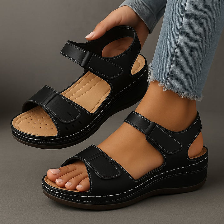Harlow sandals size chart showing US women's sizing from 5.5 to 11