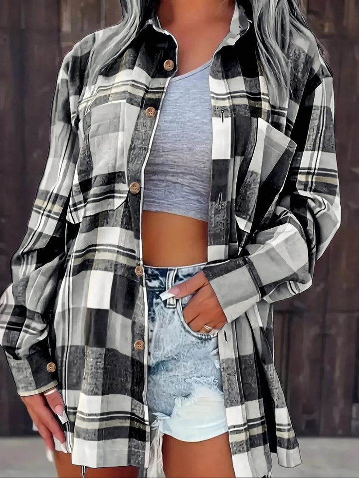 Size chart for Harper women's oversized plaid flannel shirt, sizes S through 2XL