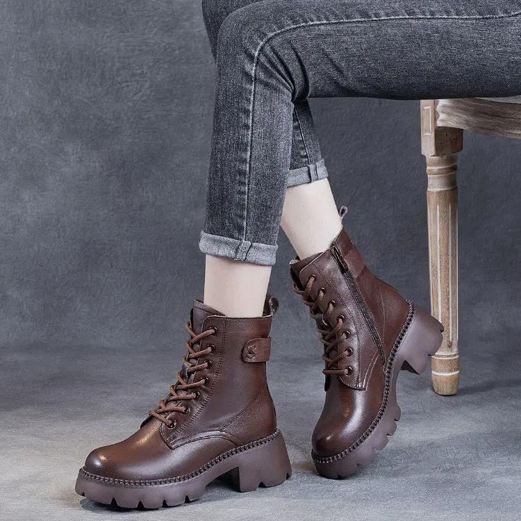 Holly orthopedic boots in black shown from the back highlighting the clean boot profile