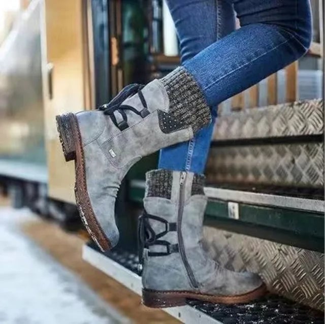 Side profile of the Julia ankle boot highlighting the padded insole and structured sole