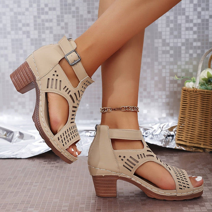 Juliette women's block heel sandals in beige, angled view highlighting block heel