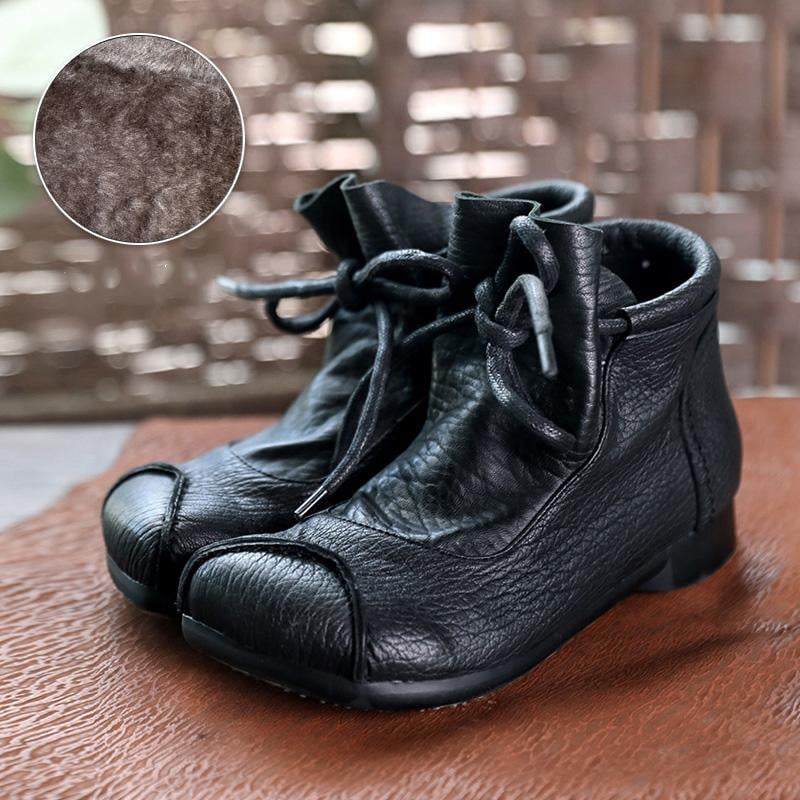 Side-by-side comparison of Lena comfort boots in coffee and black colorways