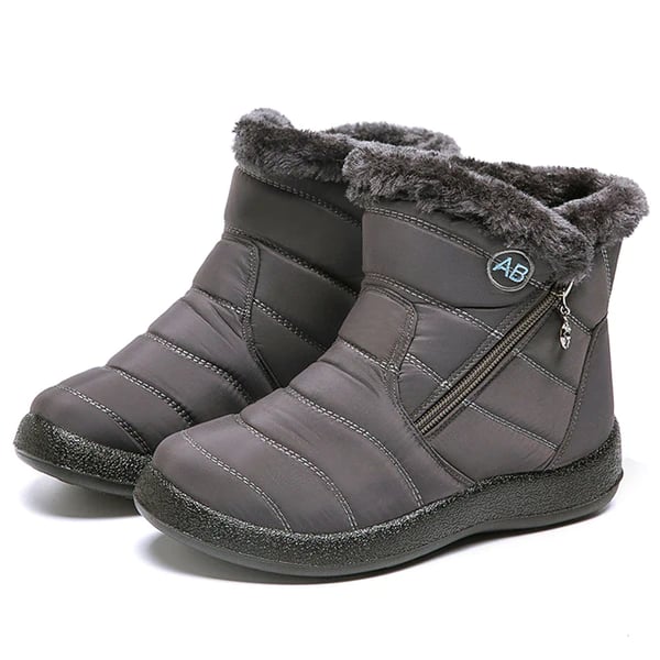 Close-up of OrthoFit cushioned soft sole on women's winter boot