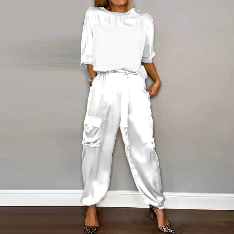 Size guide graphic for the Luna relaxed clothing set with measurements for sizes S through 5XL