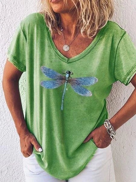 Front view of the Luna casual tee showing the V-neckline and cuffed short sleeves