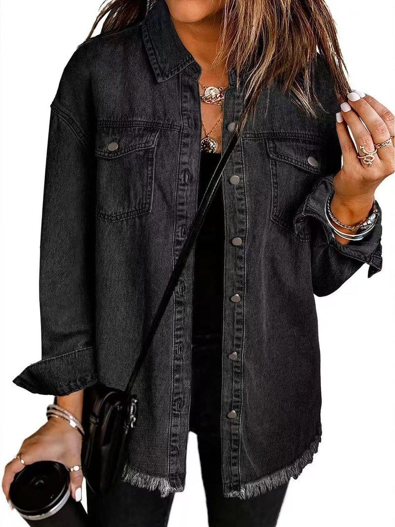 Woman wearing a classic everyday denim jacket in a relaxed oversized fit, styled casually