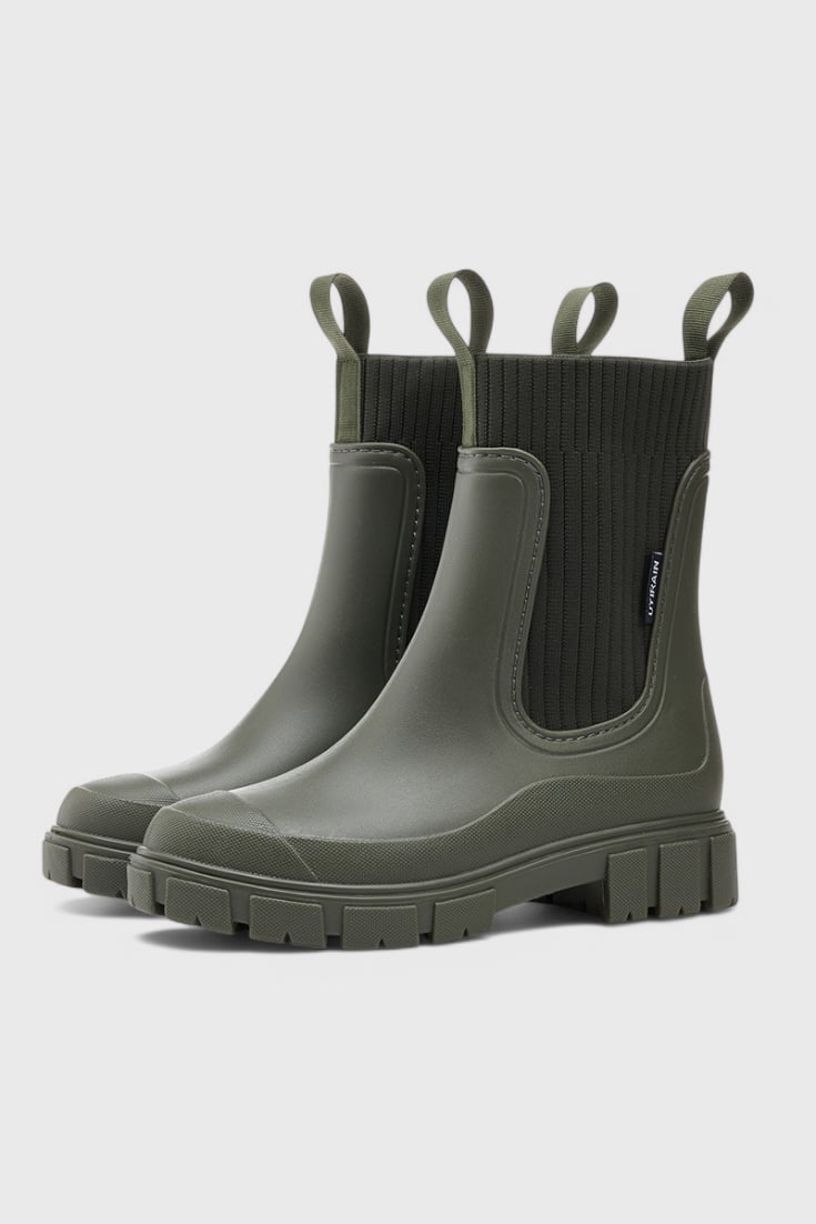 Close-up of Maelie waterproof Chelsea boot toe and elastic side panel detail