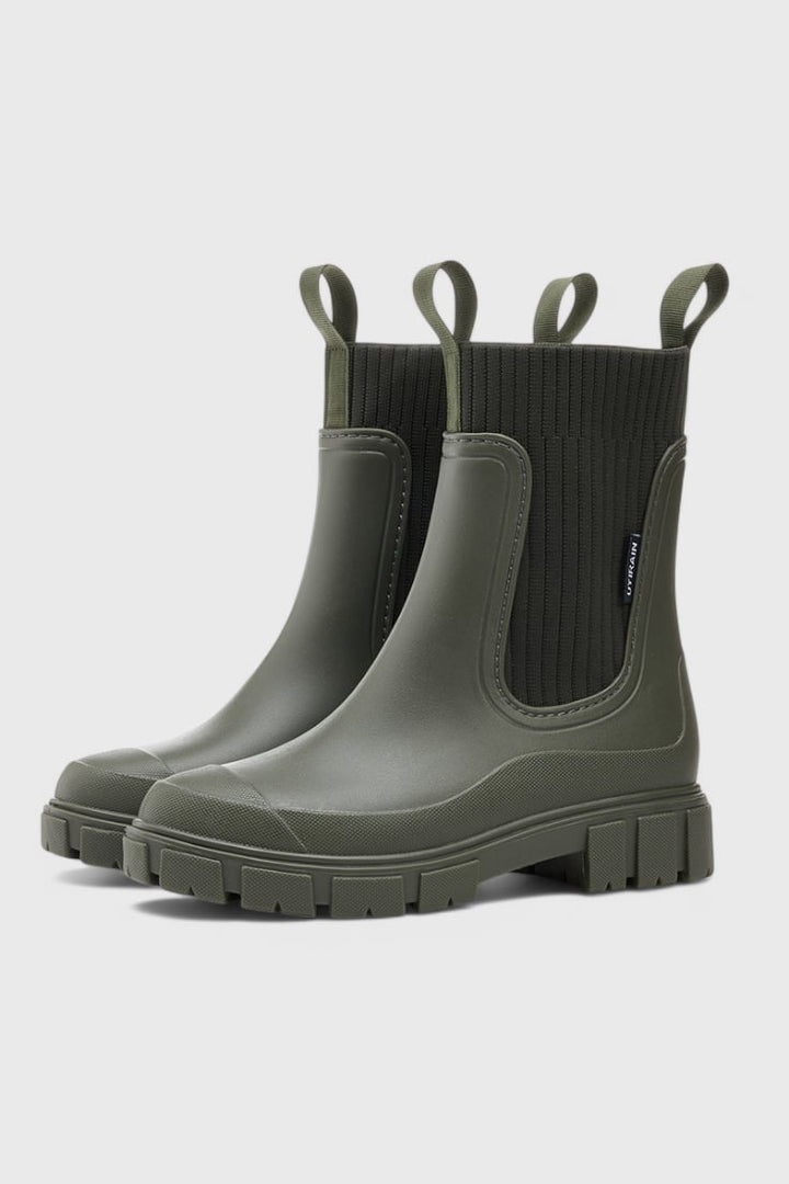 Close-up of Maelie waterproof Chelsea boot toe and elastic side panel detail