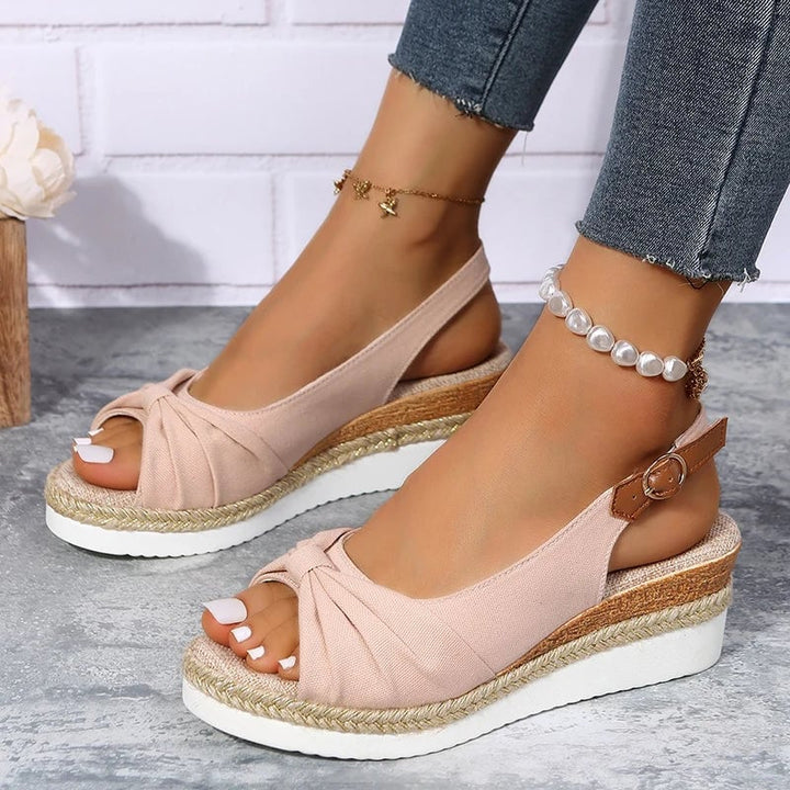 Marinette women's adjustable sandals in blue styled with a casual summer outfit