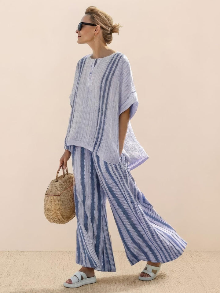 Close-up of the adjustable drawstring waistband on the Paloma wide-leg pants