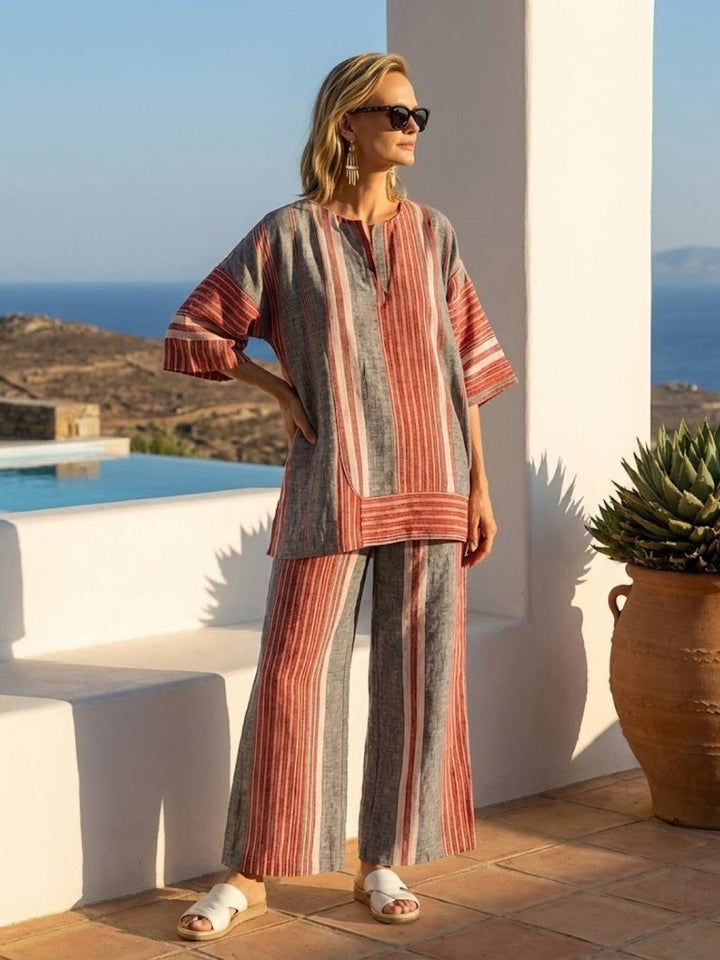 Size M model wearing the Paloma wide-leg set in Blush Meadow