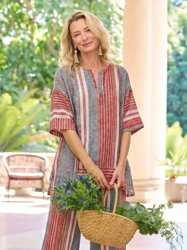 Size L model wearing the Paloma set in Tidal Stripes