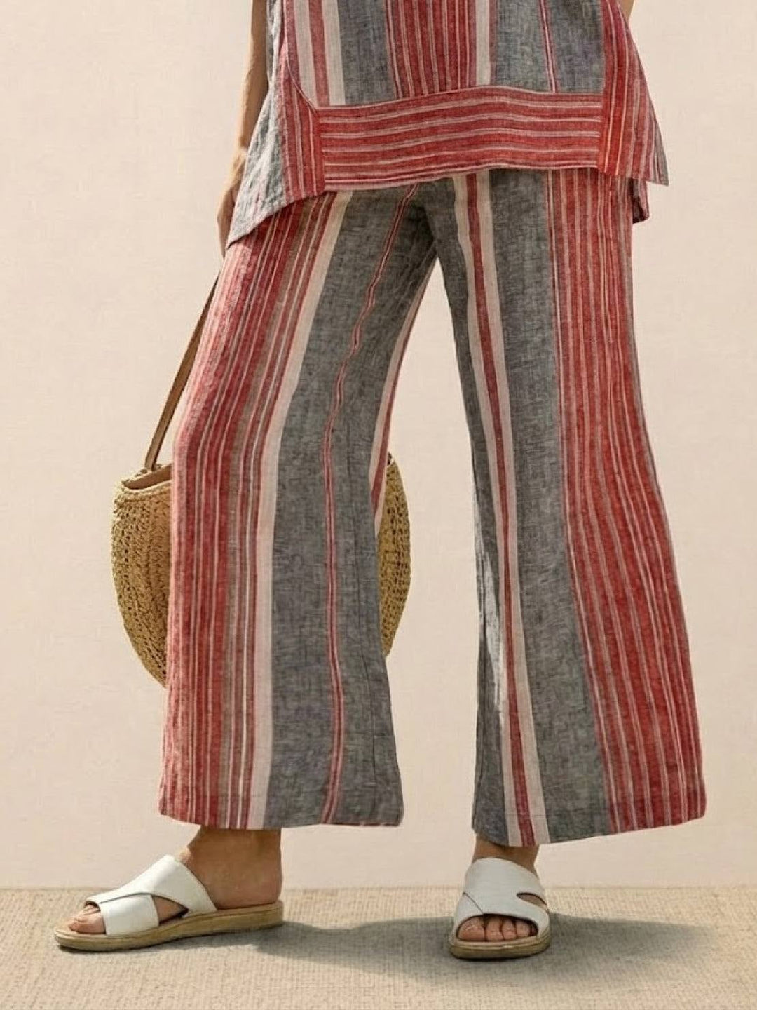 Size 2XL model wearing the Paloma set in Burgundy Border