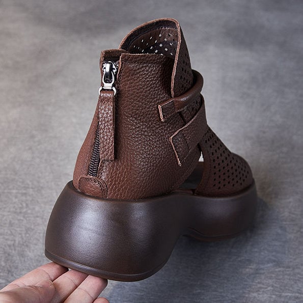 Close-up of cushioned insole on Presley women's orthopedic sandal