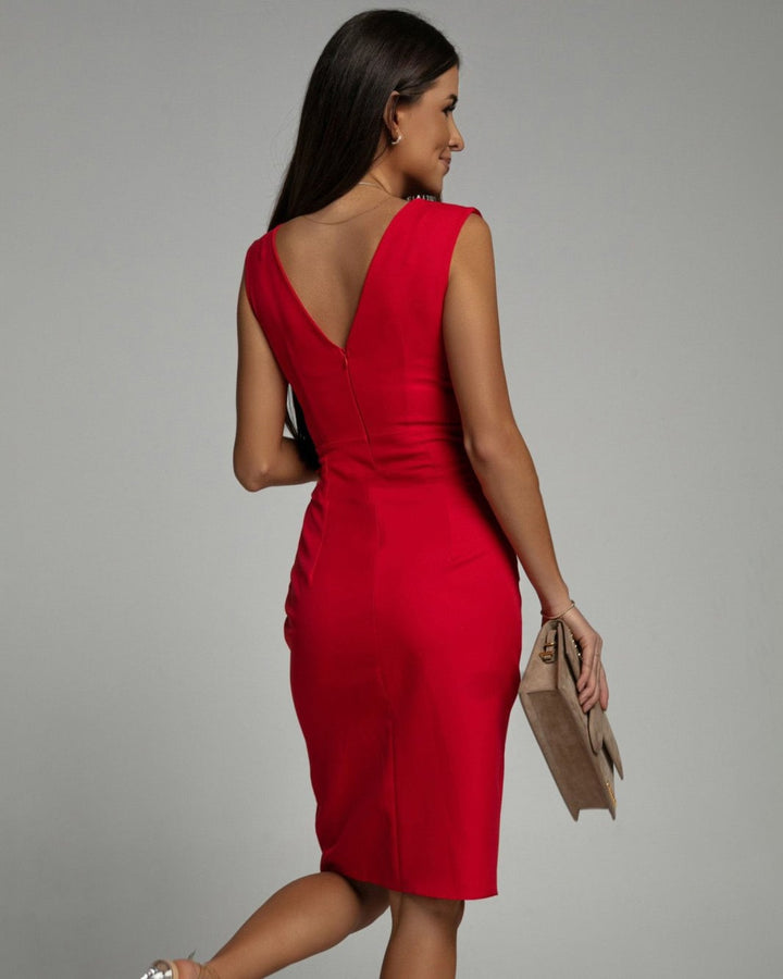 Close-up of the V-neckline detail on the Rosalina bodycon dress in red