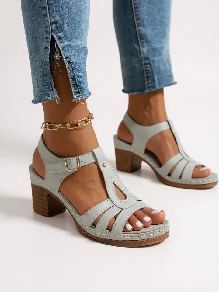 Saffron block heel sandal in Pink colorway on a clean white background