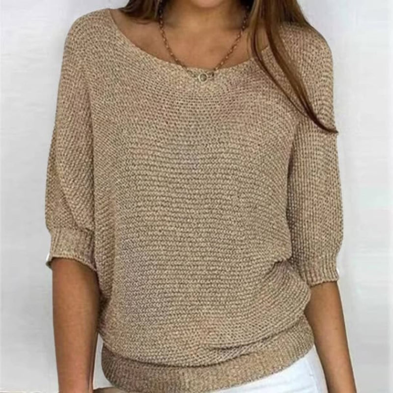 Front view of the Scarlett elegant sweater in gray, highlighting its smooth silhouette and relaxed yet refined fit