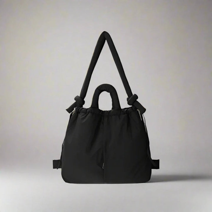 Sienna tote bag in Beige styled with casual everyday outfit
