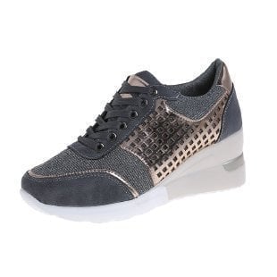 Lifestyle shot of Stella hidden wedge sneakers styled with skinny jeans and casual outfit
