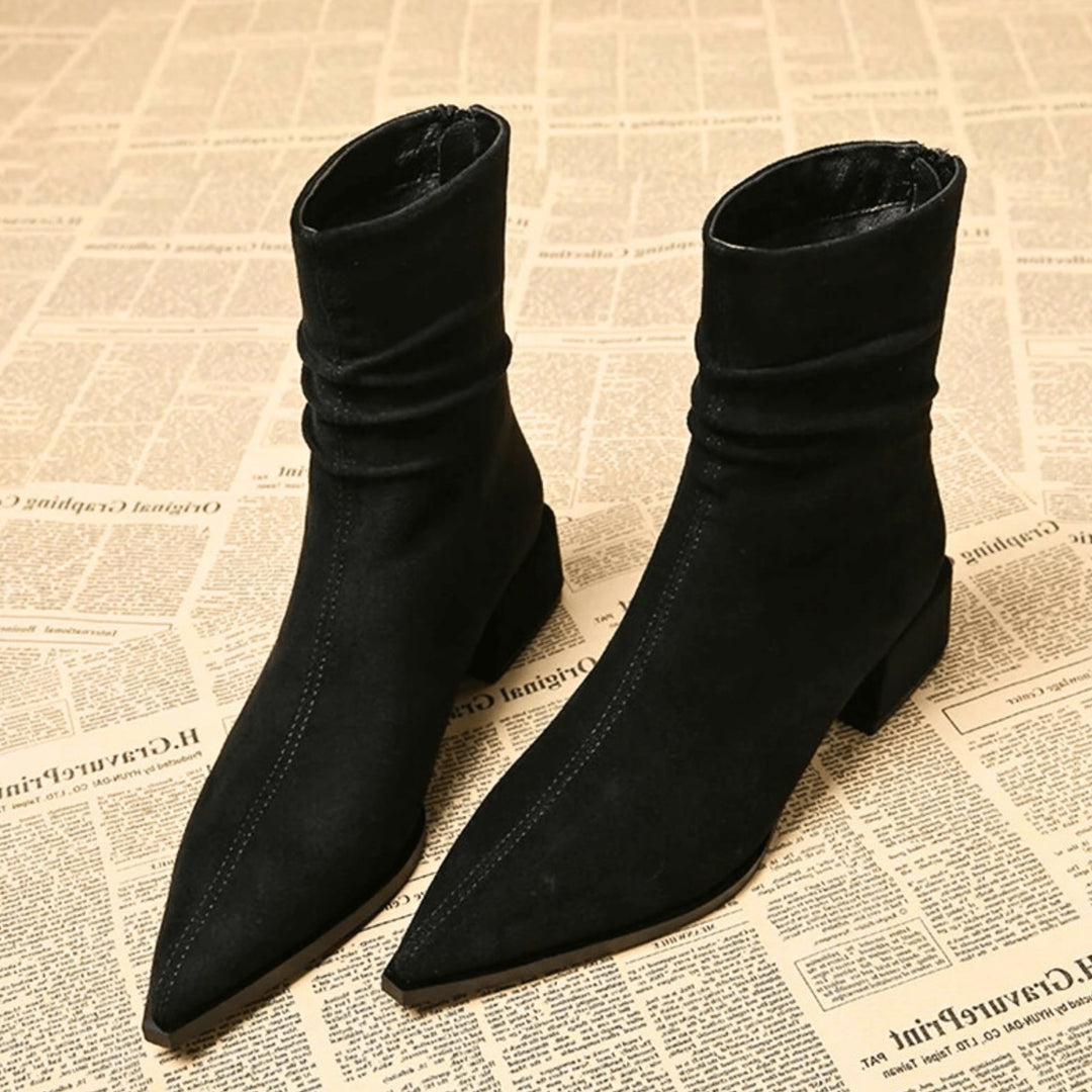 Florimay Valeria classic boot in black, front angle highlighting leg-lengthening design