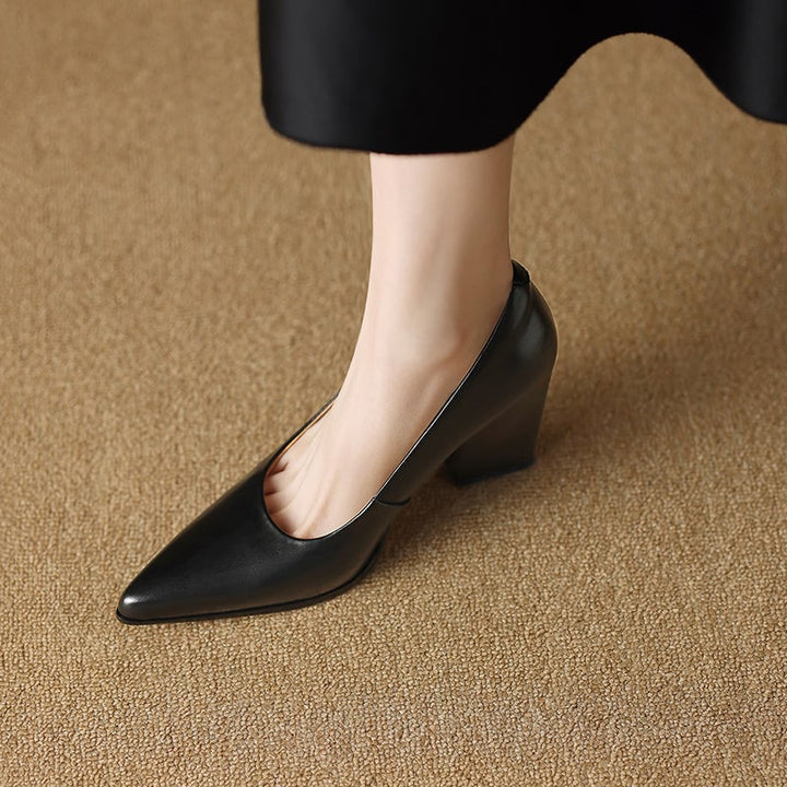 Venetia black block heel pump close-up of heel and sole detail
