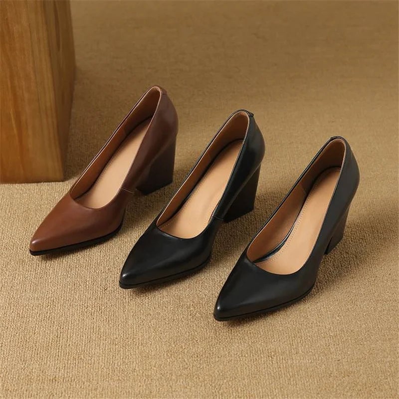 Venetia black block heel pump close-up of pointed toe detail