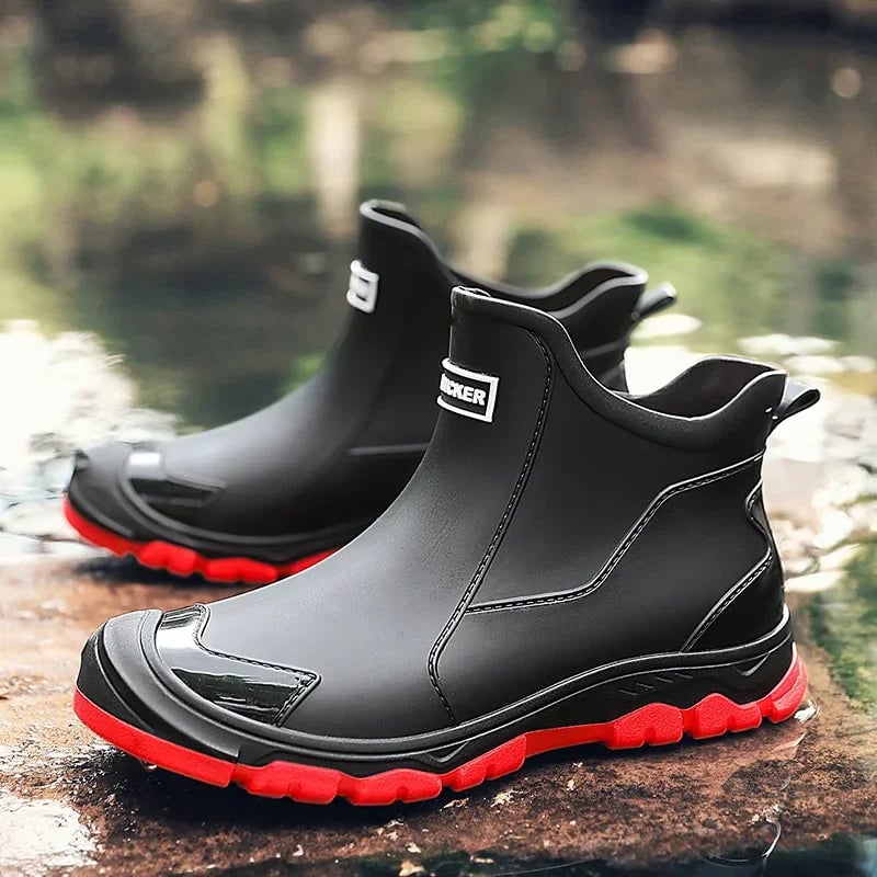 Canyon rain boots in beige colorway styled with a casual outfit